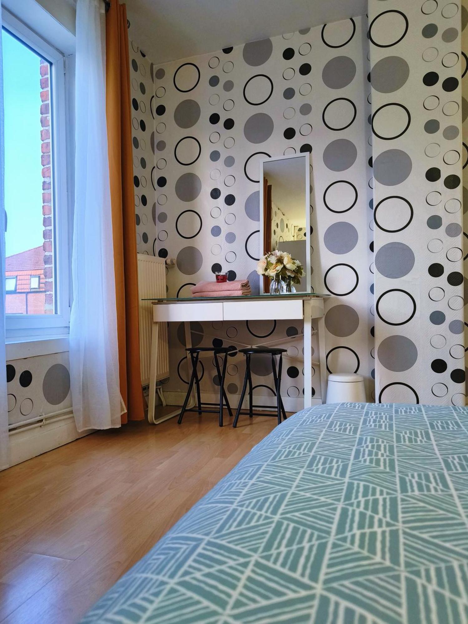 Homestay Tourcoing Extérieur photo
